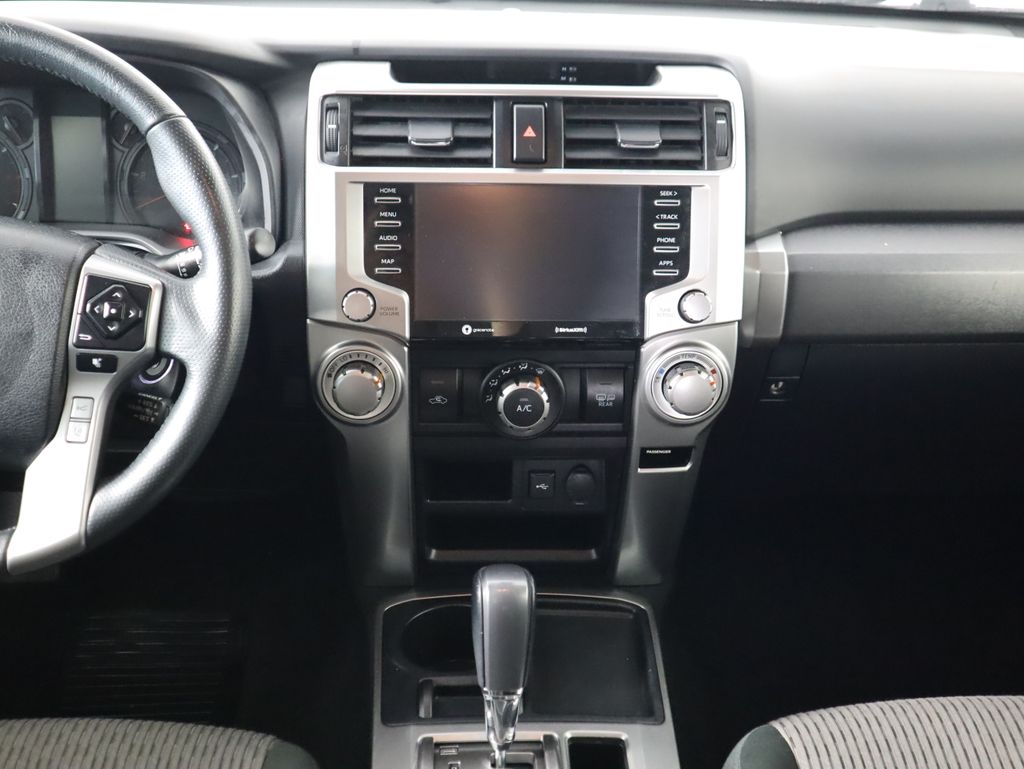 Thumbnail: 2021 Toyota 4Runner - 14