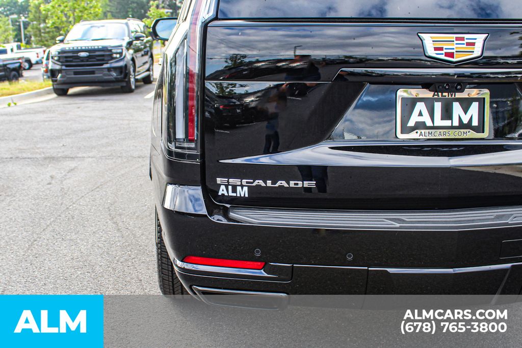 Used 2026 Black Cadillac Platinum Sport image 12