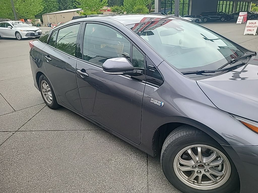  2020 Toyota Prius Prime XLE FWD   