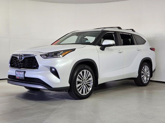 2023 Toyota Highlander Platinum 2