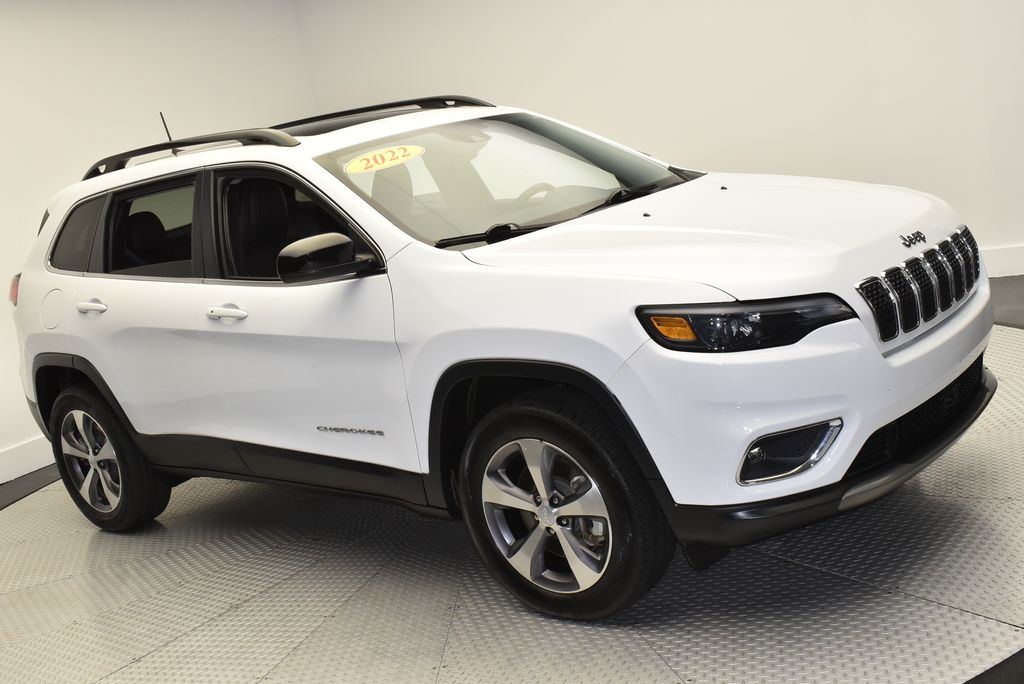 Thumbnail: 2022 Jeep Cherokee - 3