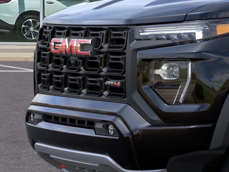 2024 GMC Canyon AT4 13