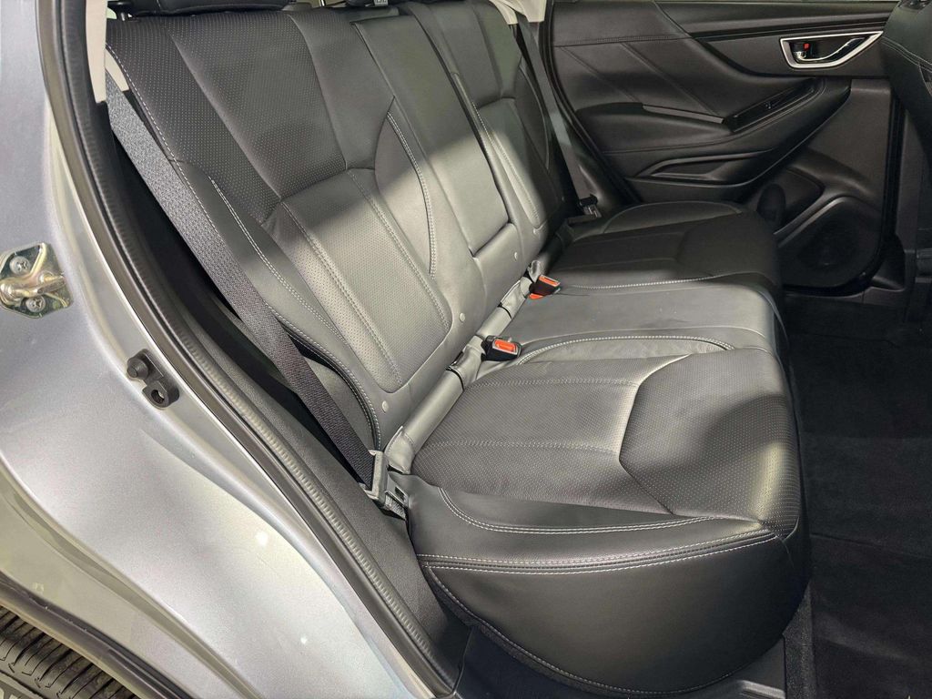 Used 2020 Ice Silver Metallic Subaru Limited image 26