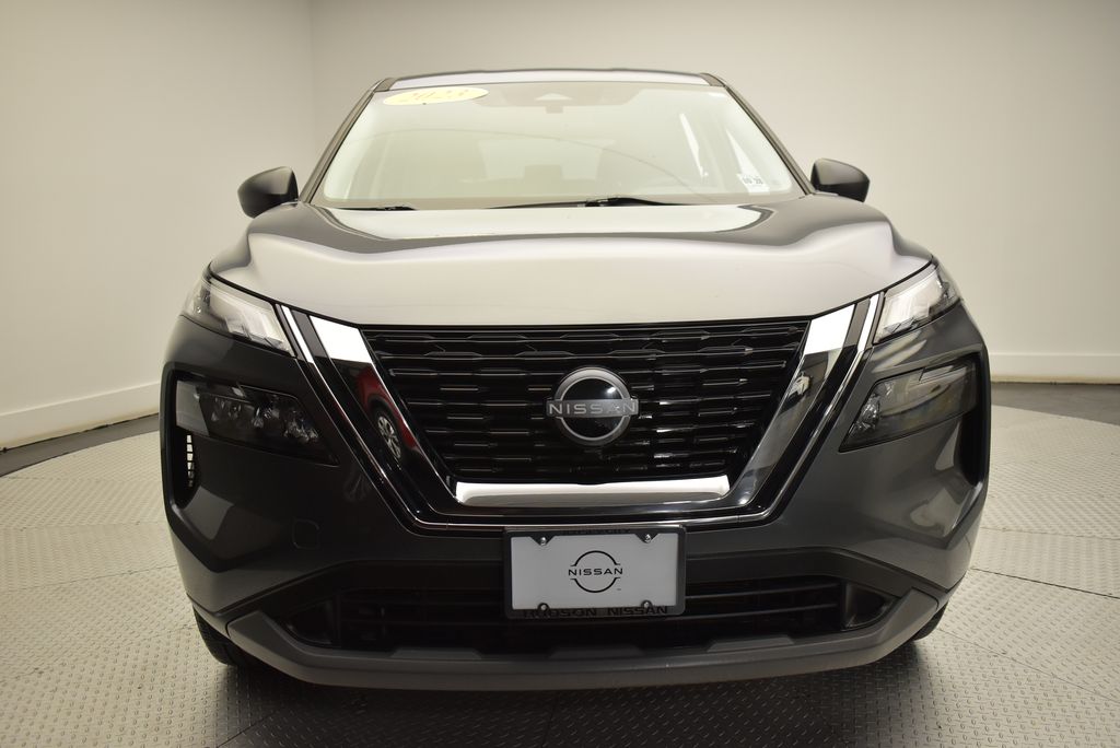 2023 Nissan Rogue S 2