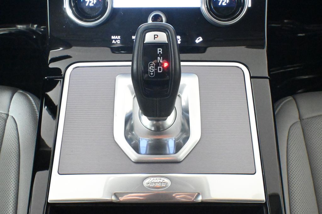 Thumbnail: 2023 Land Rover Range Rover Evoque - 23