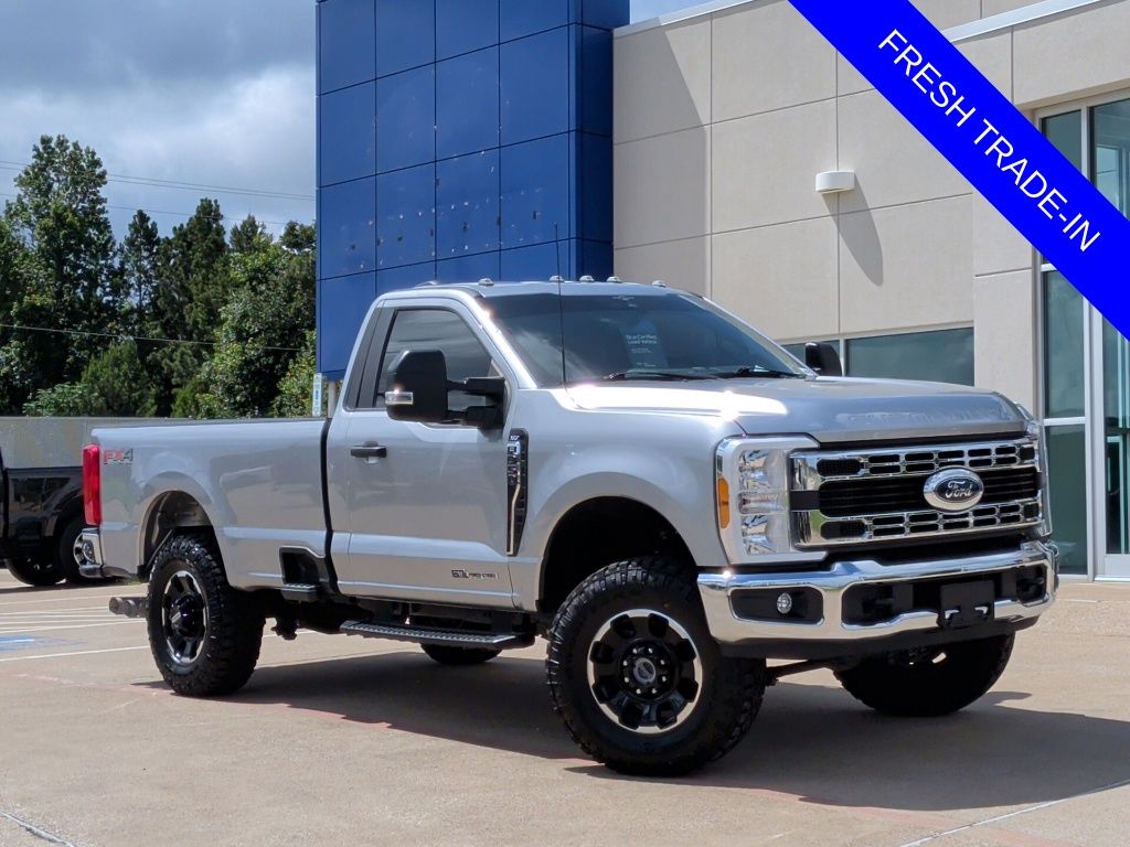 Silver Metallic 2023 Ford F-350 Super Duty XLT LB 4WD Pickup Truck Four-Wheel Drive Automatic