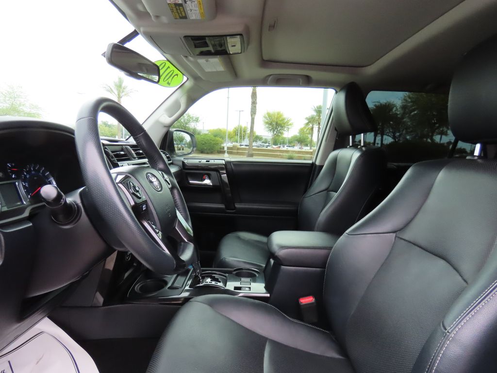 2019 Toyota 4Runner Limited 18