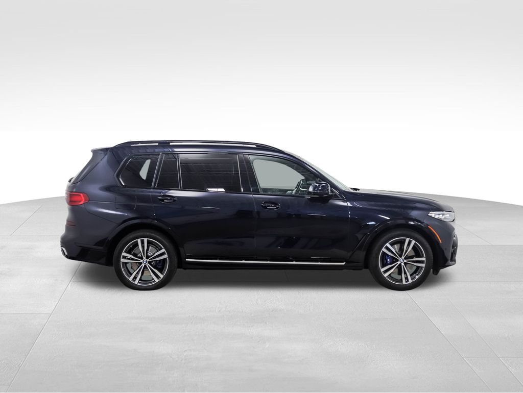 2022 BMW X7 xDrive40i 5