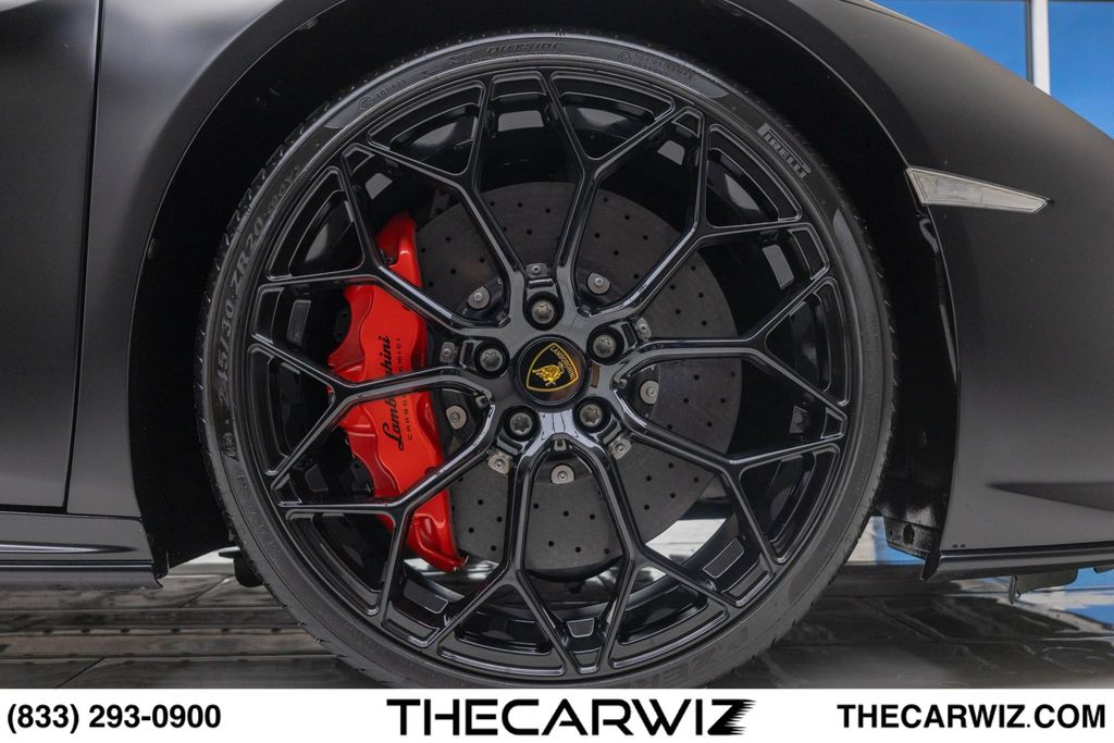 2024 Lamborghini Huracan EVO
