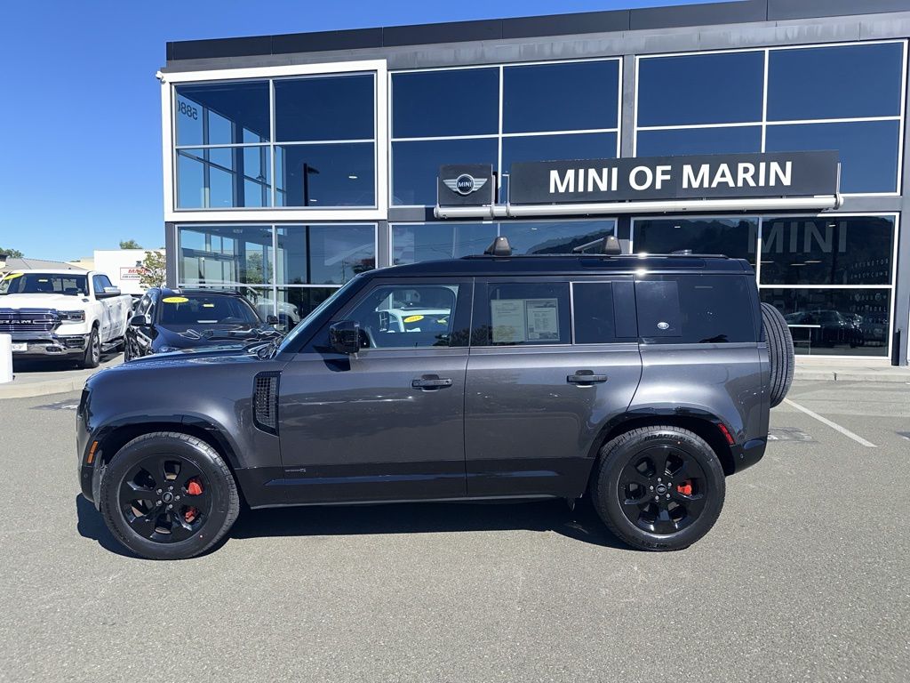 Thumbnail: 2023 Land Rover Defender - 2