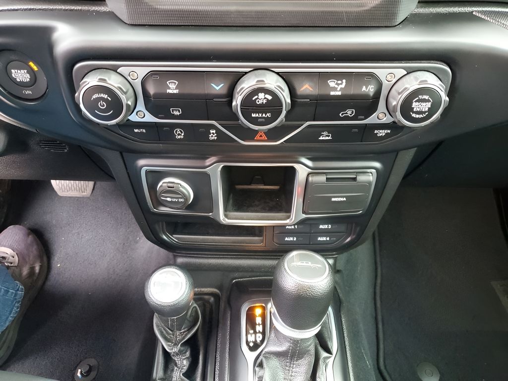 Used Car 2022 Jeep Gladiator  Sport For Sale Under $35,000 In Austin, Texas