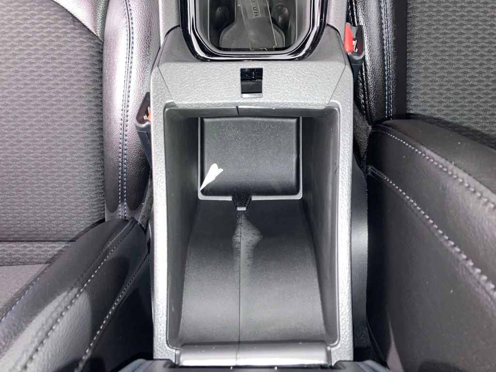 New 2026 Blue Jeep Latitude image 10