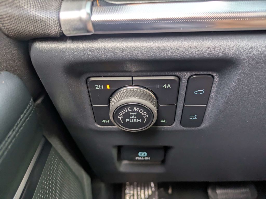 2027 Ford Expedition Tremor