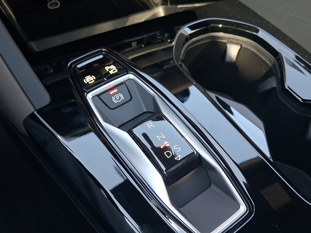 Thumbnail: 2026 Audi Q5 - 12