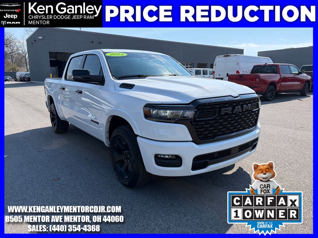 Bright White Clearcoat 2025 RAM 1500 Big Horn Crew Cab 4WD Pickup Truck Four-Wheel Drive 8-Speed Automatic