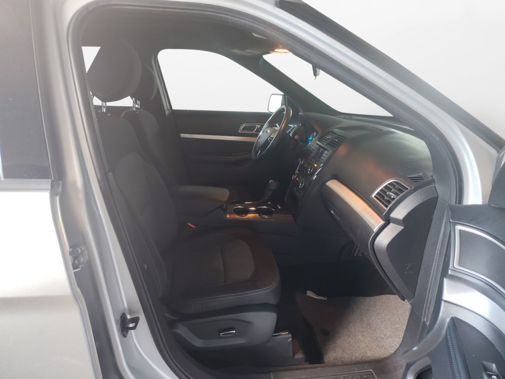 Used Car 2017 Ford Explorer  Xlt For Sale In Austin, Texas