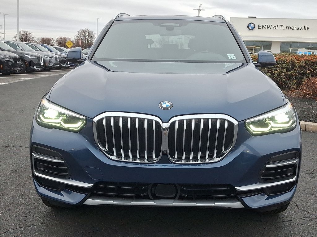 Thumbnail: 2023 BMW X5 - 2