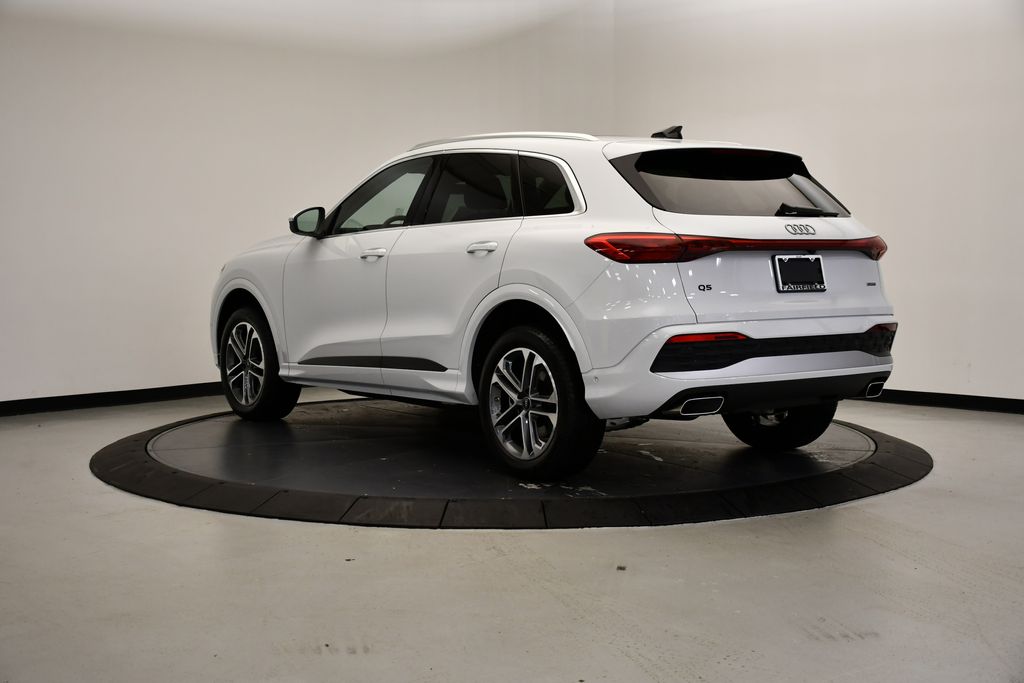 Thumbnail: 2025 Audi Q5 - 3