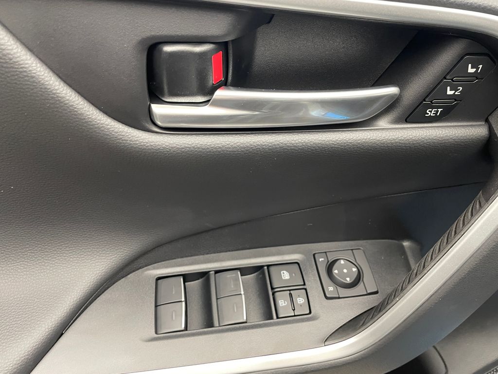 Thumbnail: 2025 Toyota RAV4 - 11