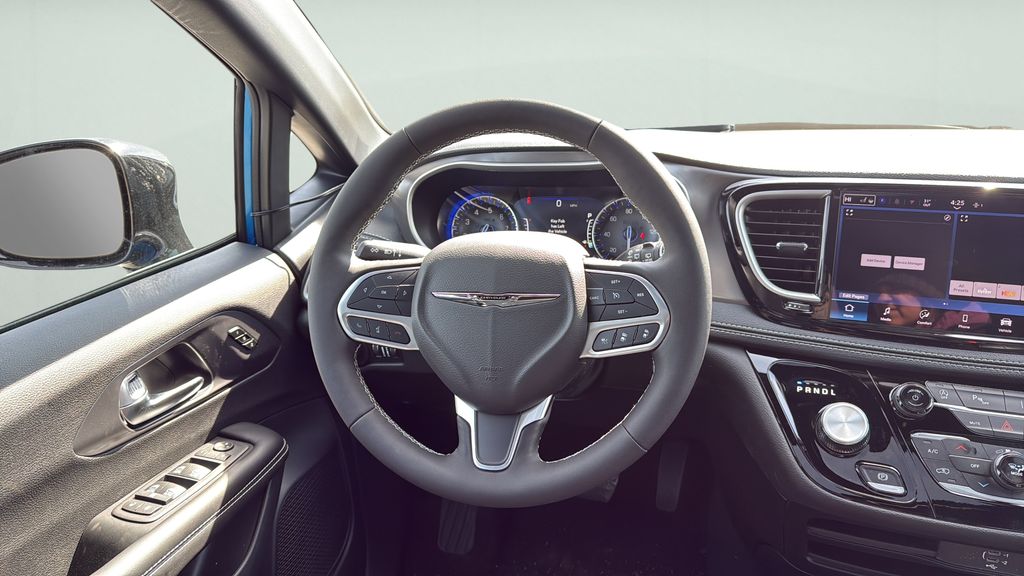 2026 Chrysler Pacifica