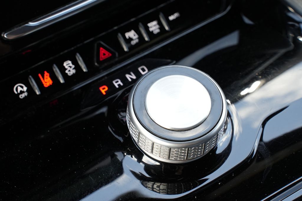 2024 Jeep Wagoneer Series II Red at River Oaks CDJR