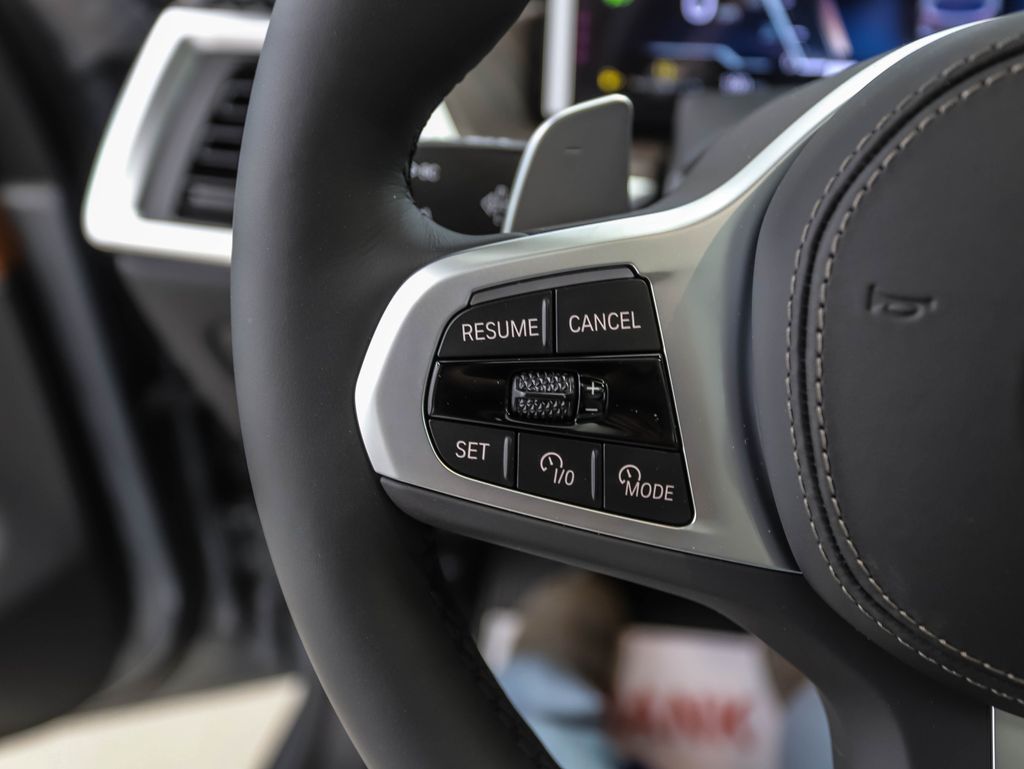 Thumbnail: 2026 BMW X5 - 12