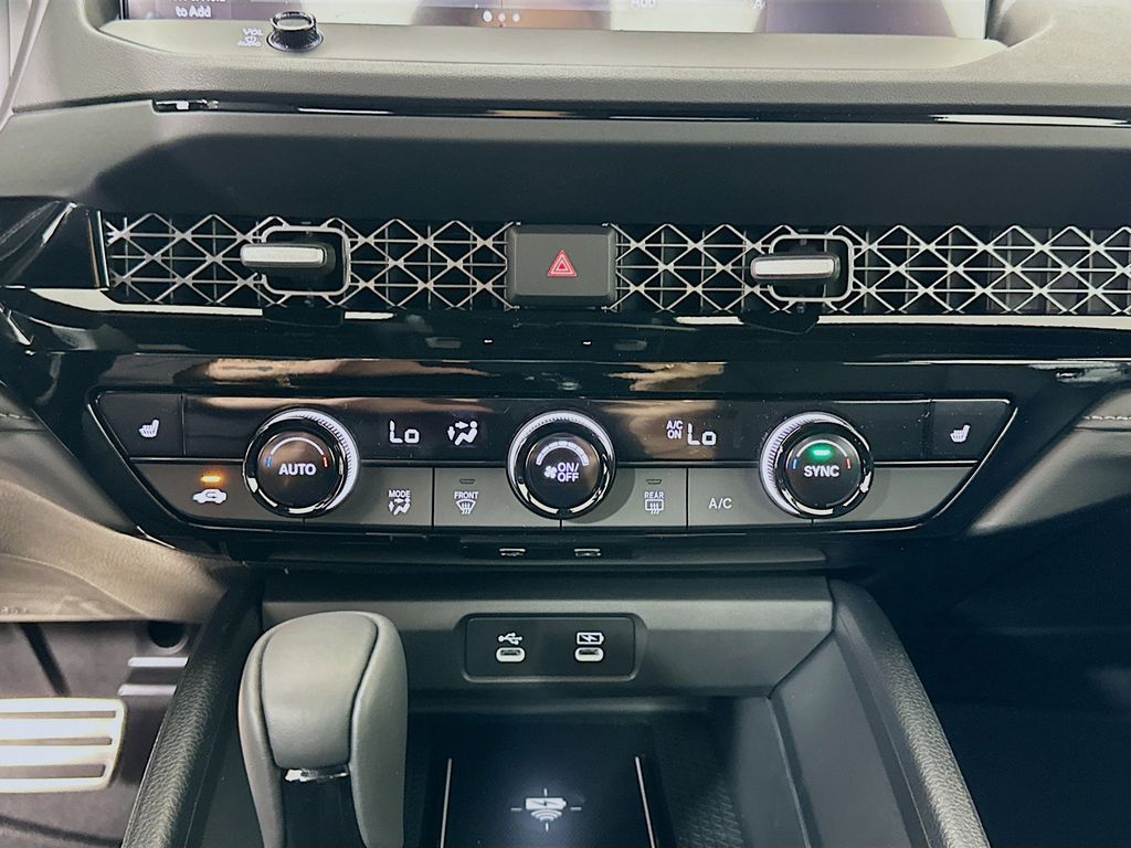 Thumbnail: 2025 Honda Accord - 13