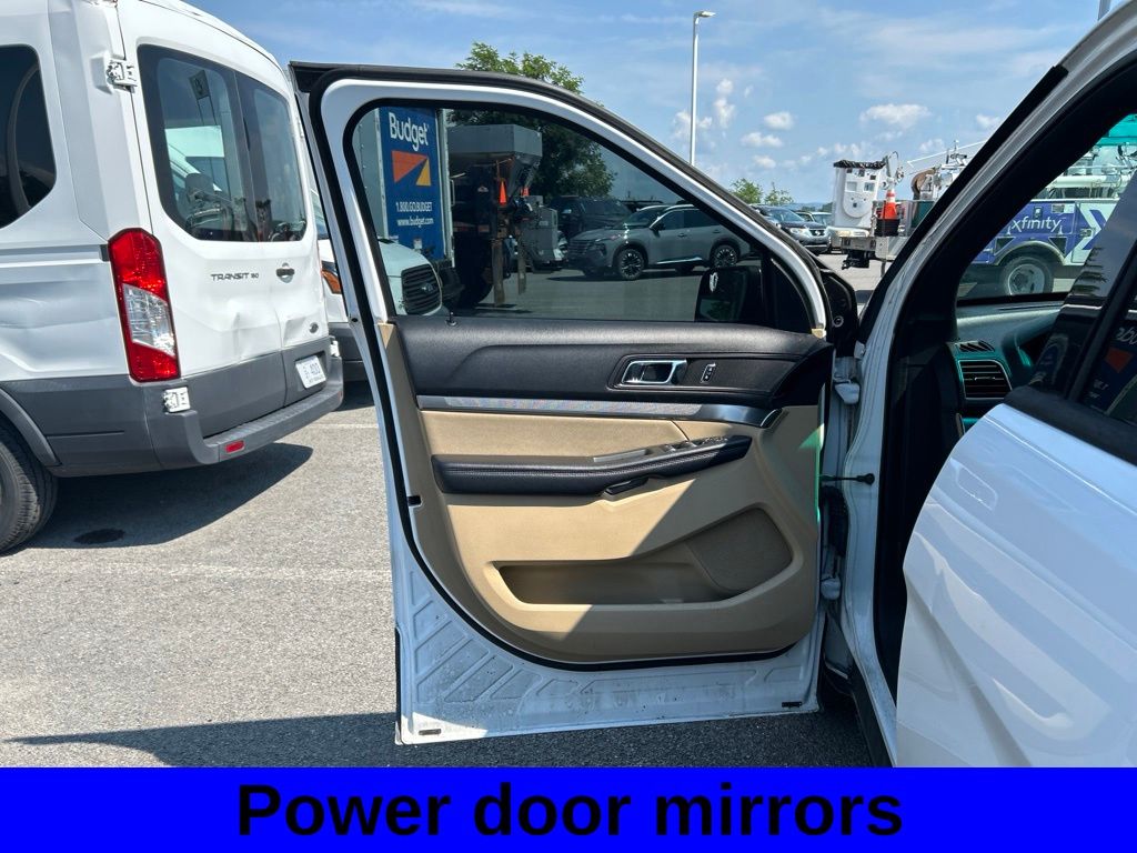 Used 2017 White Ford Base image 14