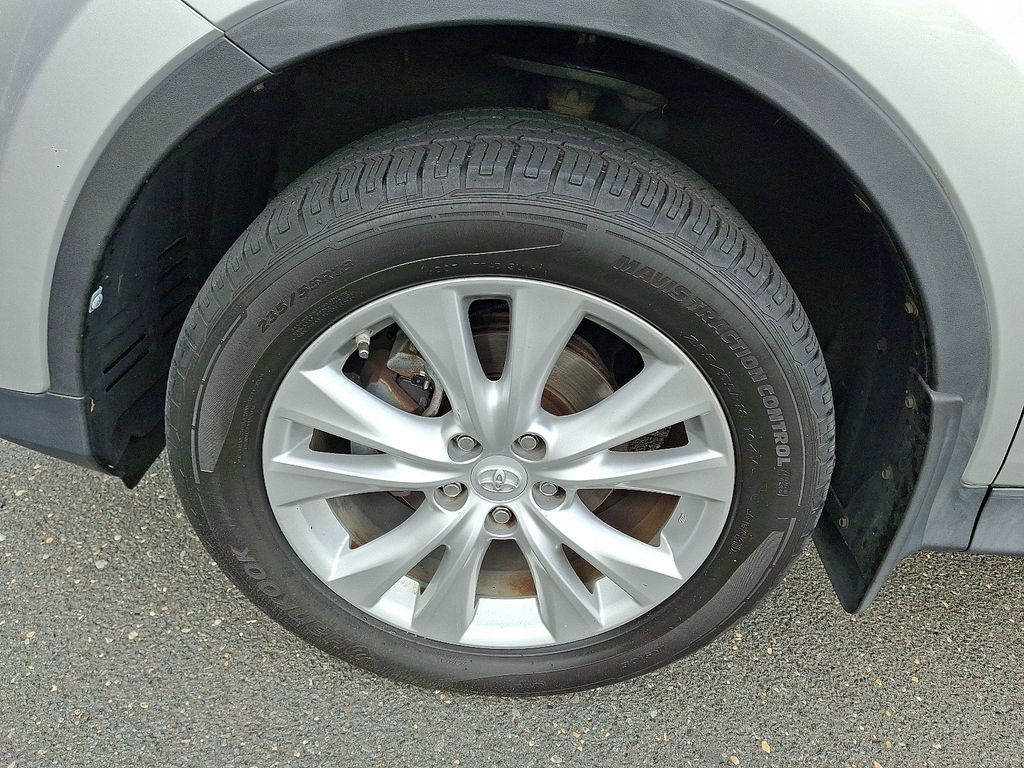 Thumbnail: 2014 Toyota RAV4 - 8