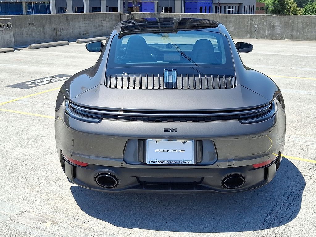 Thumbnail: 2024 Porsche 911 - 9