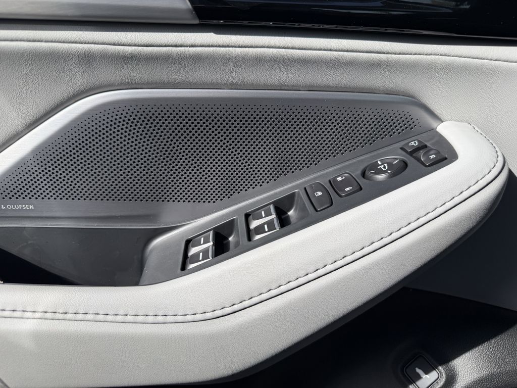 new 2026 Acura MDX car, priced at $58,550