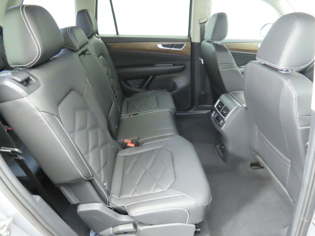 Thumbnail: 2026 Volkswagen Atlas - 22