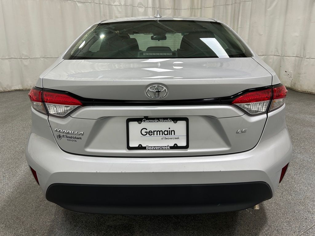 2023 Toyota Corolla LE photo 6