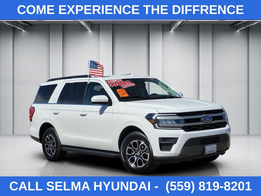 Oxford White 2024 Ford Expedition XLT 4WD SUV / Crossover Four-Wheel Drive Automatic