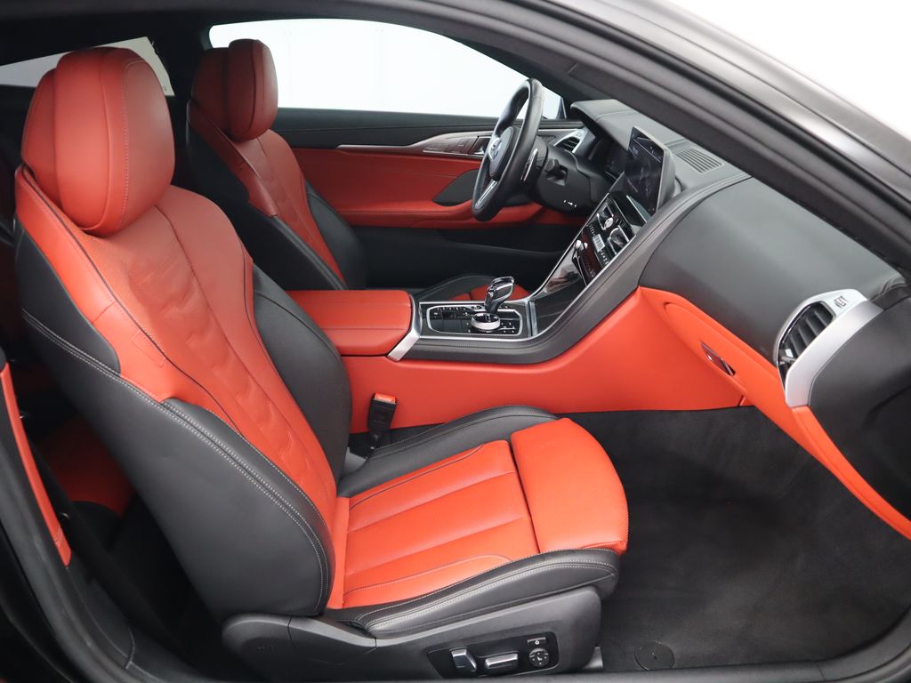 2023 BMW 8 Series M850i xDrive 21