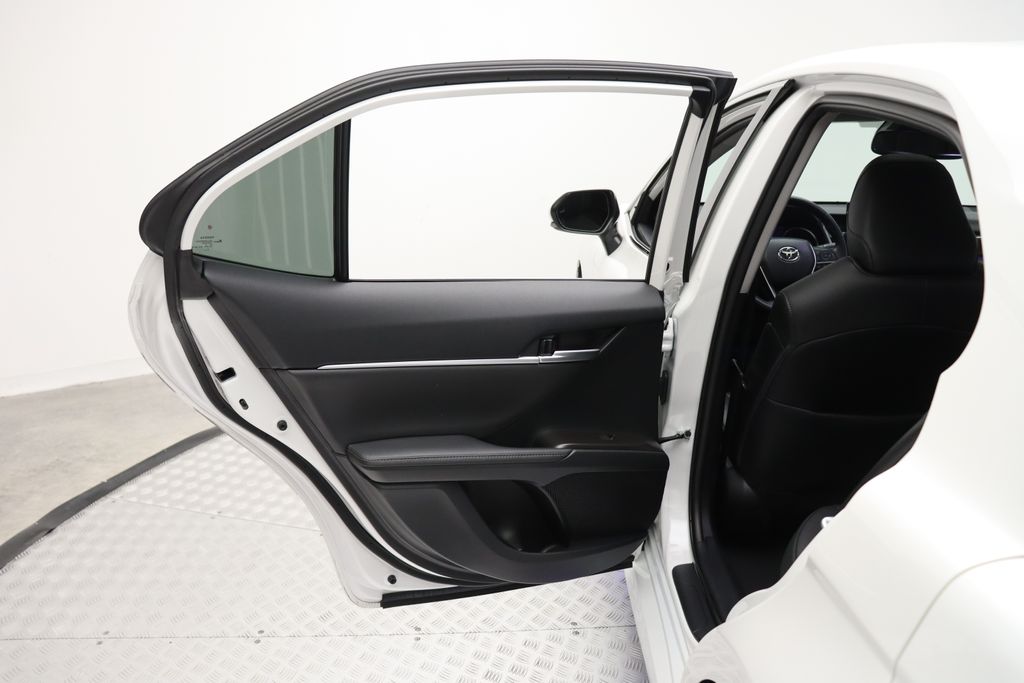 2023 Toyota Camry XLE 21