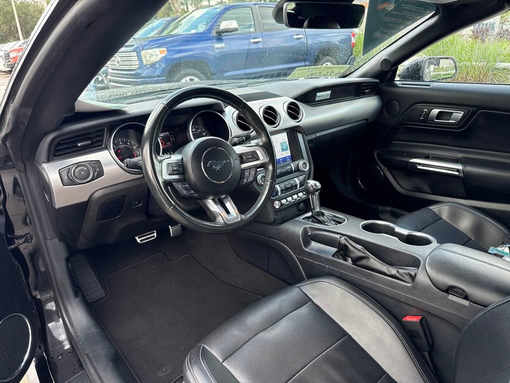 2023 Ford Mustang EcoBoost Premium photo 4