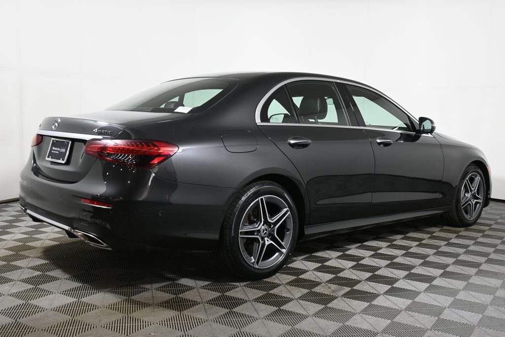 Thumbnail: 2023 Mercedes-Benz E-Class - 7