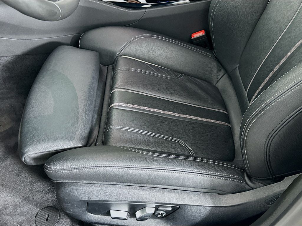 2018 BMW 5 Series 530e iPerformance 20