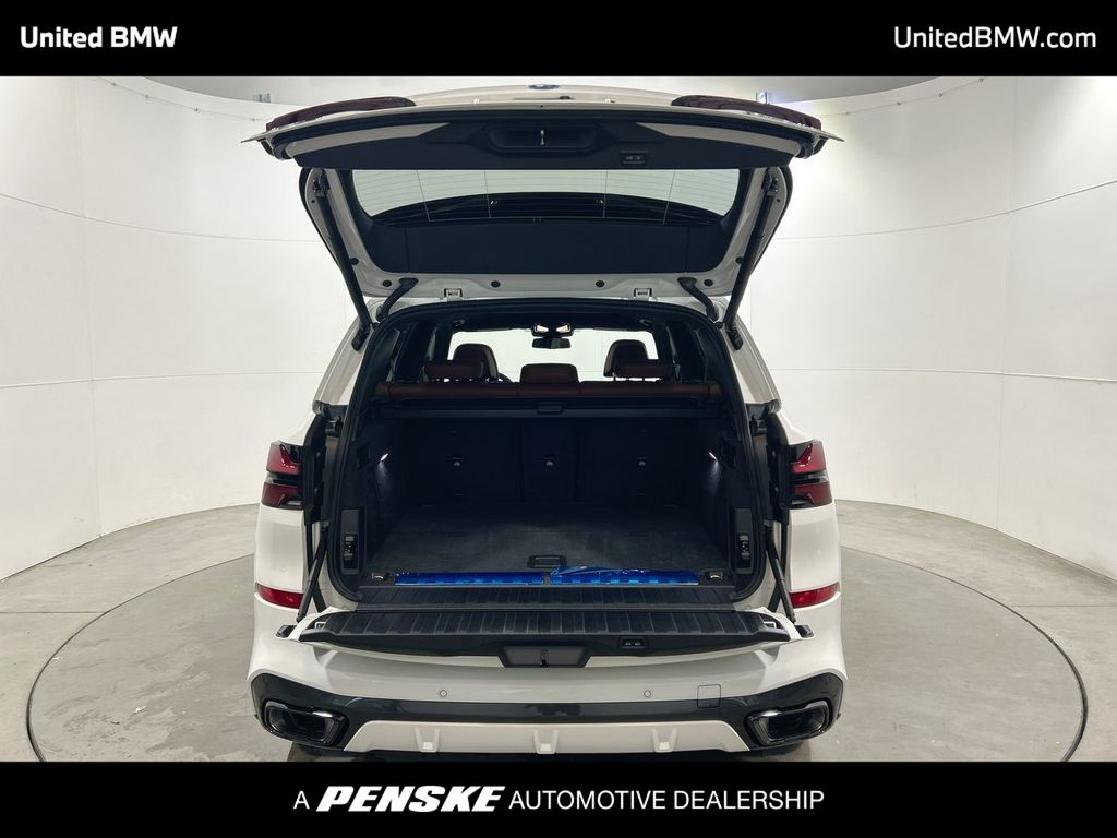Thumbnail: 2026 BMW X5 - 22