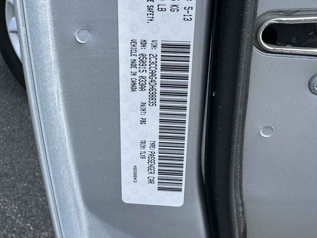 2013 Chrysler 300 Base - Photo 30