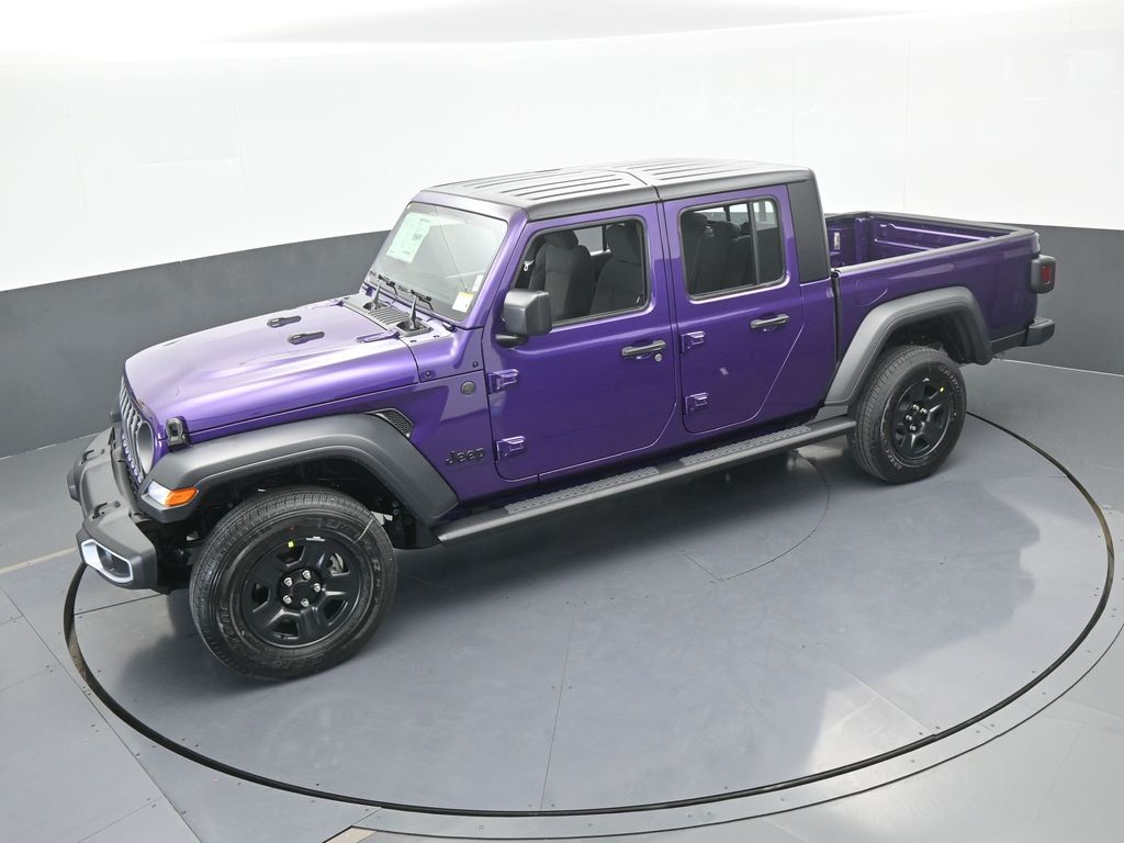 New 2026 reign Jeep Sport image 39