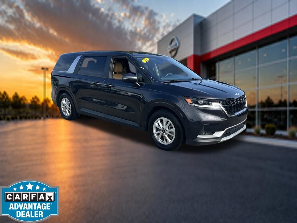 2023 Kia Carnival LX Seat Package