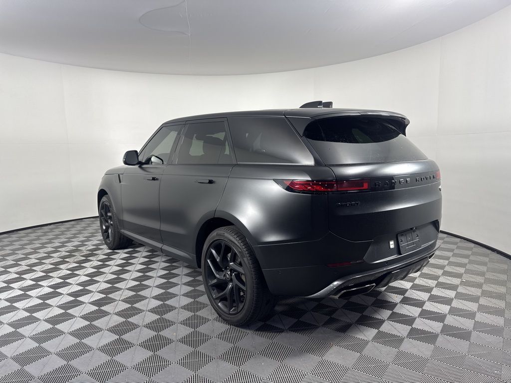 Thumbnail: 2023 Land Rover Range Rover Sport - 7