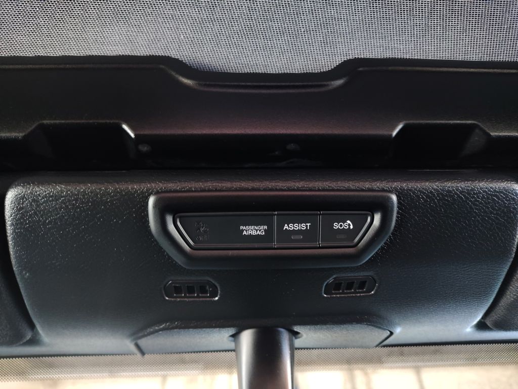 Used Car 2023 Jeep Gladiator  Overland For Sale Under $30,000 In Austin, Texas