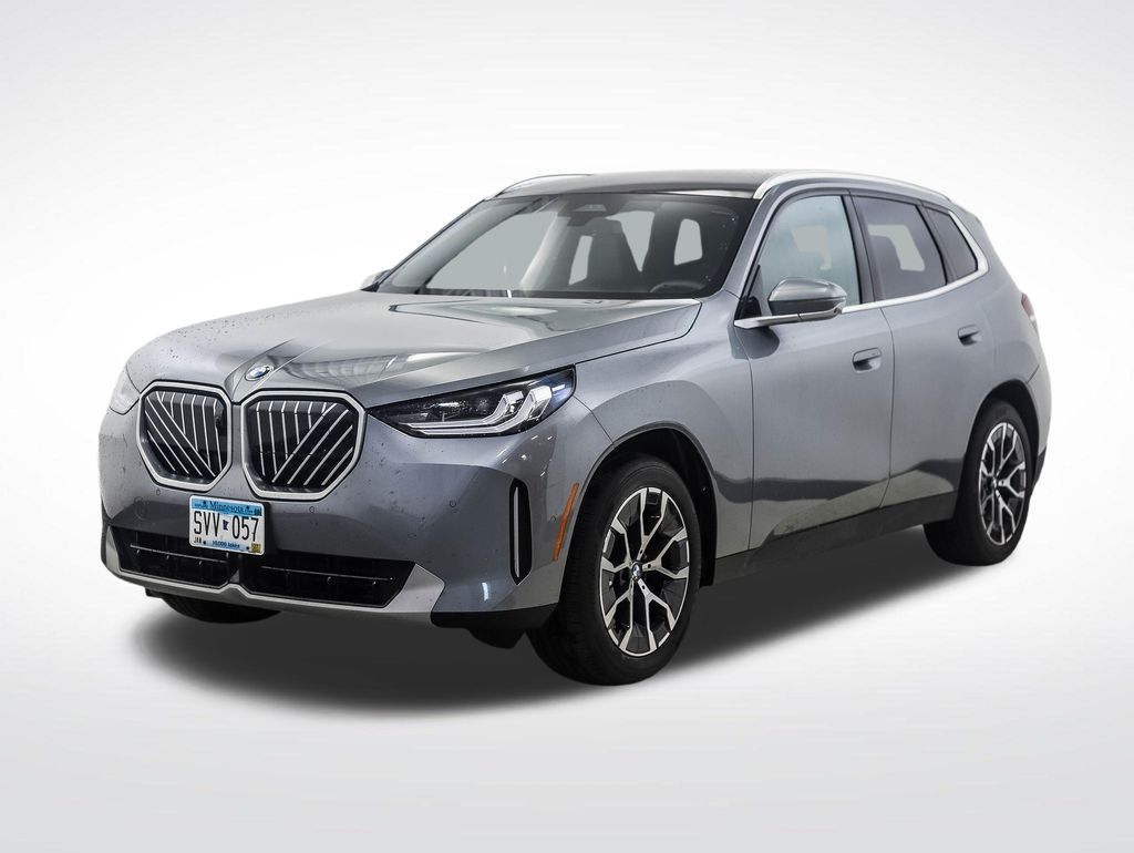 Thumbnail: 2026 BMW X3 - 1
