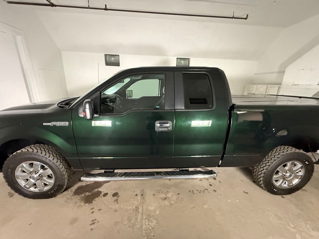 2013 Ford F-150 XLT - Image 2