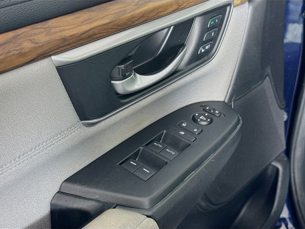 Used Car 2020 Honda Cr-v Hybrid  Ex For Sale Under $25,000 In Austin, Texas