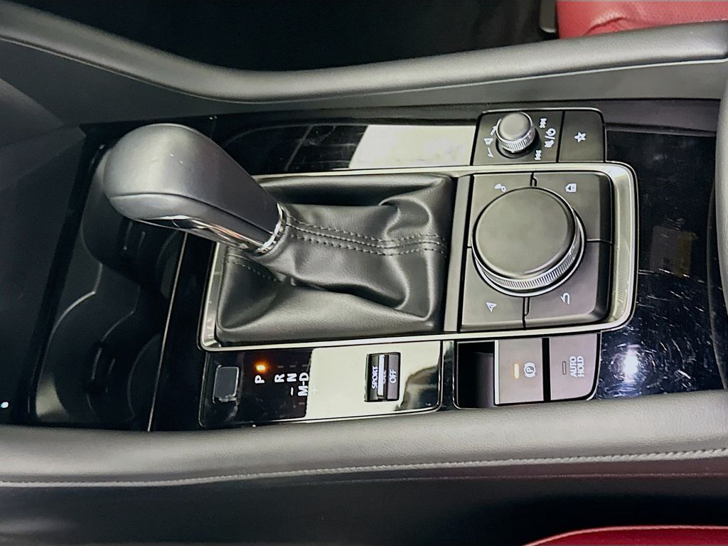 Thumbnail: 2025 Mazda Mazda3 - 17