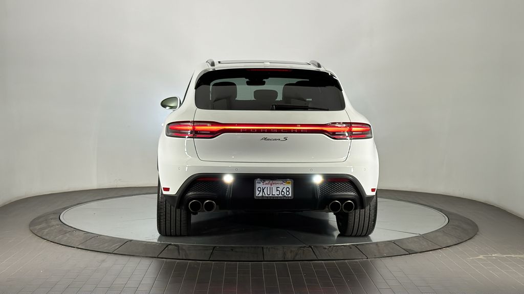 2024 Porsche Macan S 4